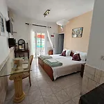Askamnia And Hotel Nikiti (Sithonia)