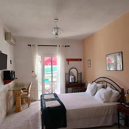 فندق Askamnia And