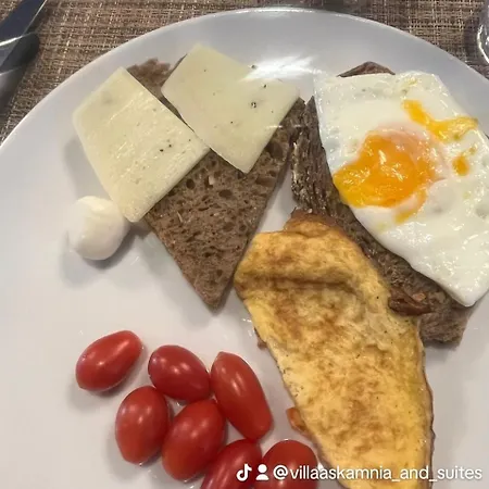 Askamnia And فندق نيكيتي