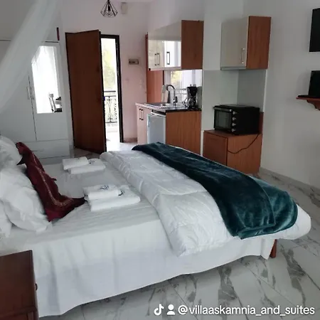 Resort Askamnia And