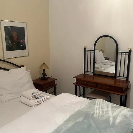 Askamnia And Otel Nikiti (Sithonia)