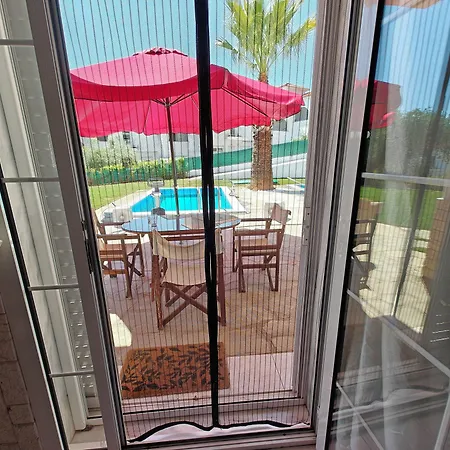Hotel Askamnia And