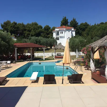 Askamnia And فندق