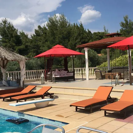 Askamnia And Otel 4*