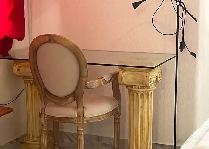 Askamnia And Hotel 4*