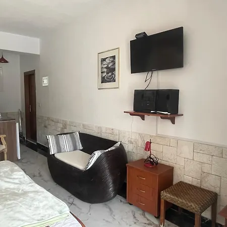 Hotel Askamnia And 4*