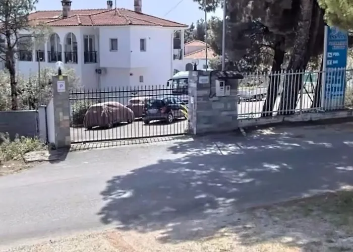 Askamnia And מלון ניקיטי